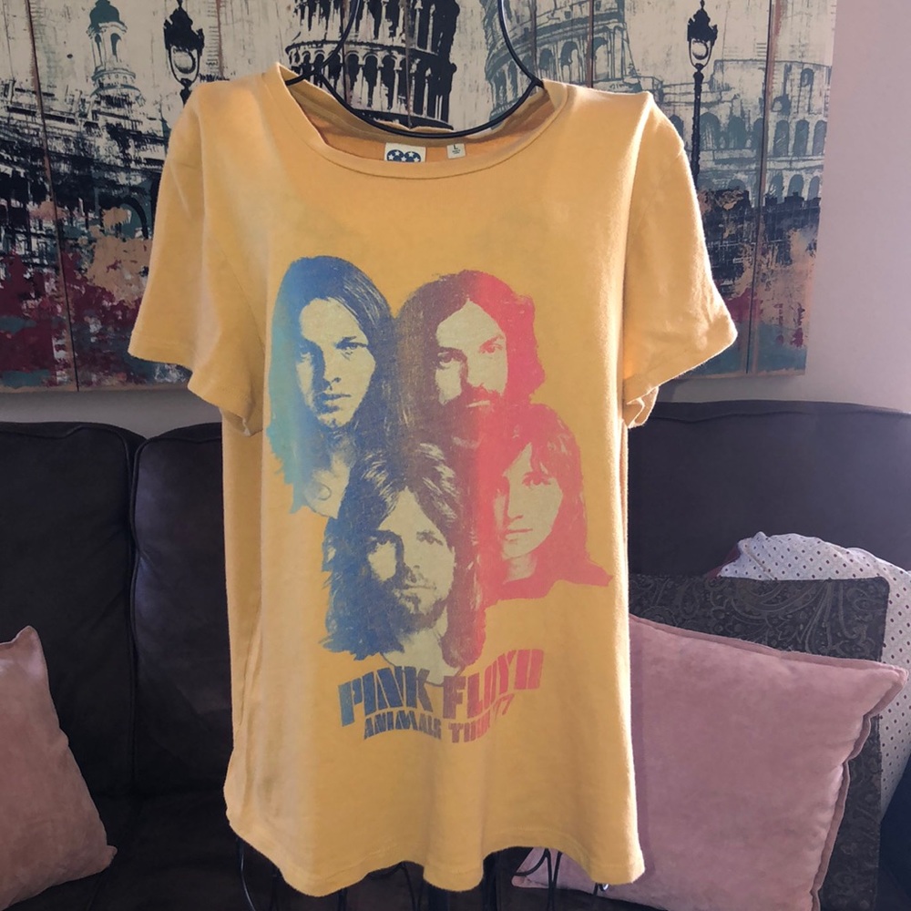JUNKFOOD Pink Floyd Animals Tour ‘77 Shirt